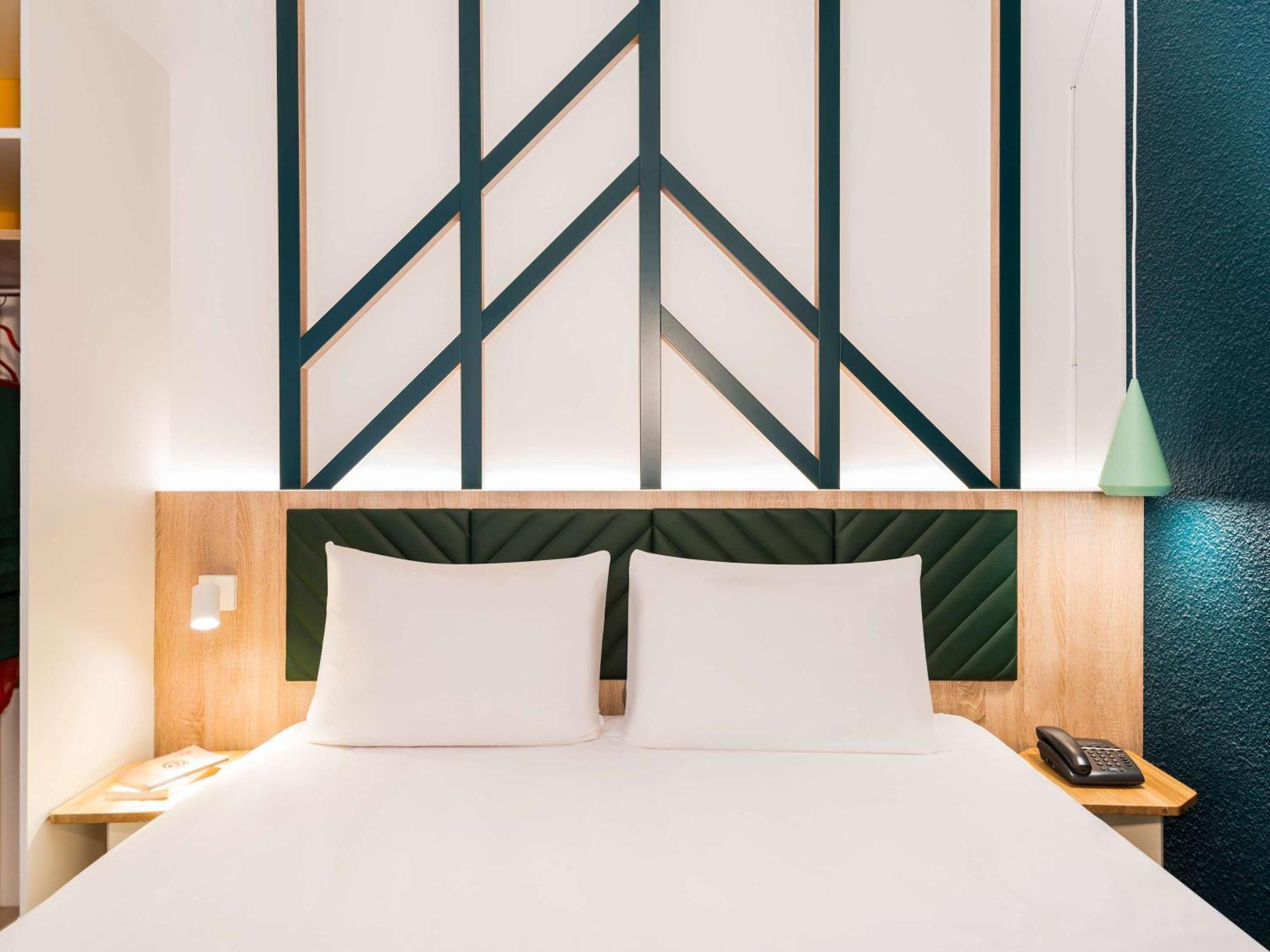 Ibis Styles Rouen Val De Reuil Otel Val-de-Reuil Dış mekan fotoğraf