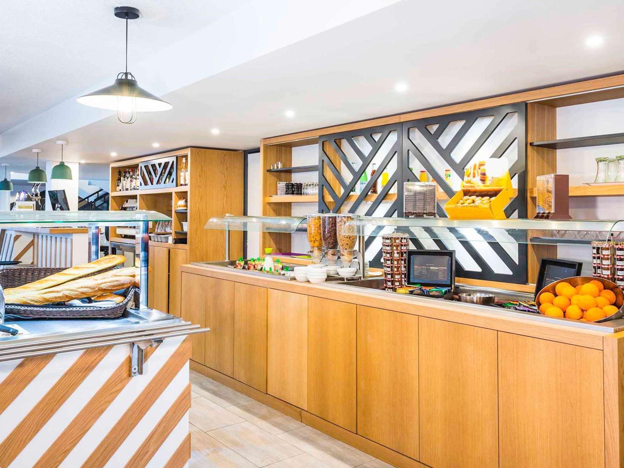 Ibis Styles Rouen Val De Reuil Otel Val-de-Reuil Dış mekan fotoğraf