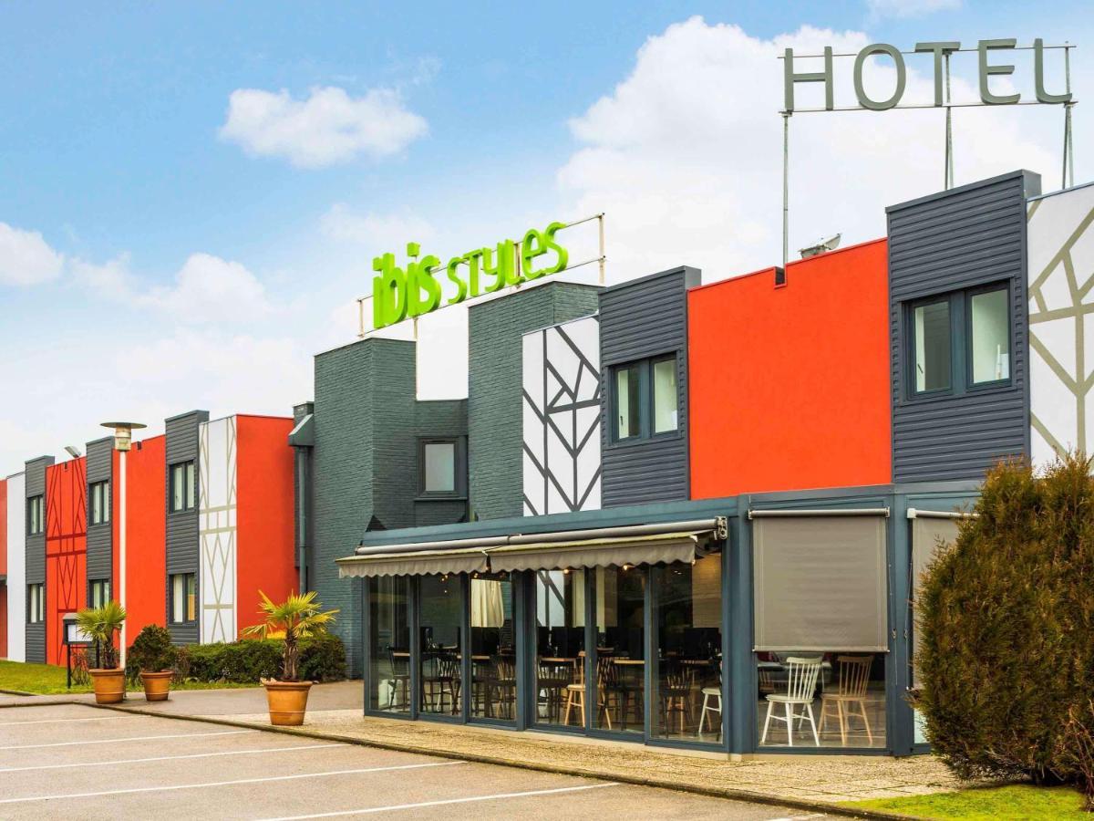 Ibis Styles Rouen Val De Reuil Otel Val-de-Reuil Dış mekan fotoğraf